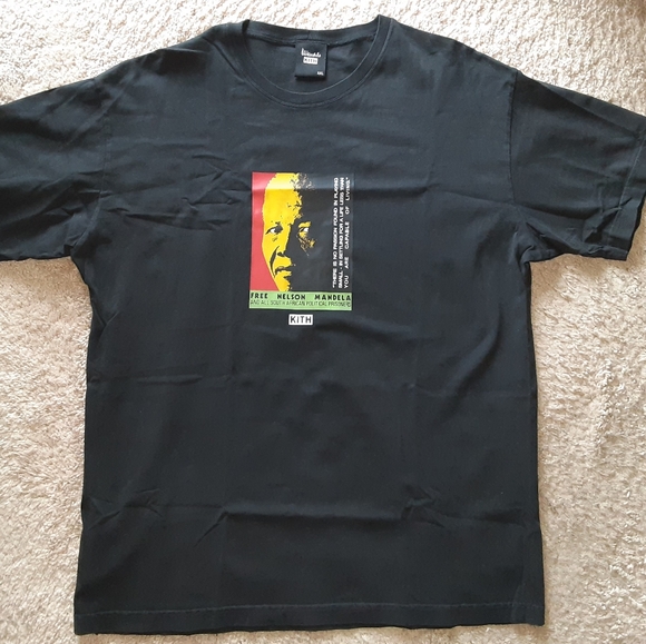 MEN'S KITH NELSON MANDELA GRAPHIC T-SHIRT - Picture 2 of 7